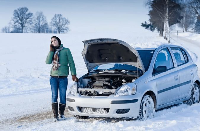 Как правильно заводить машину в мороз?